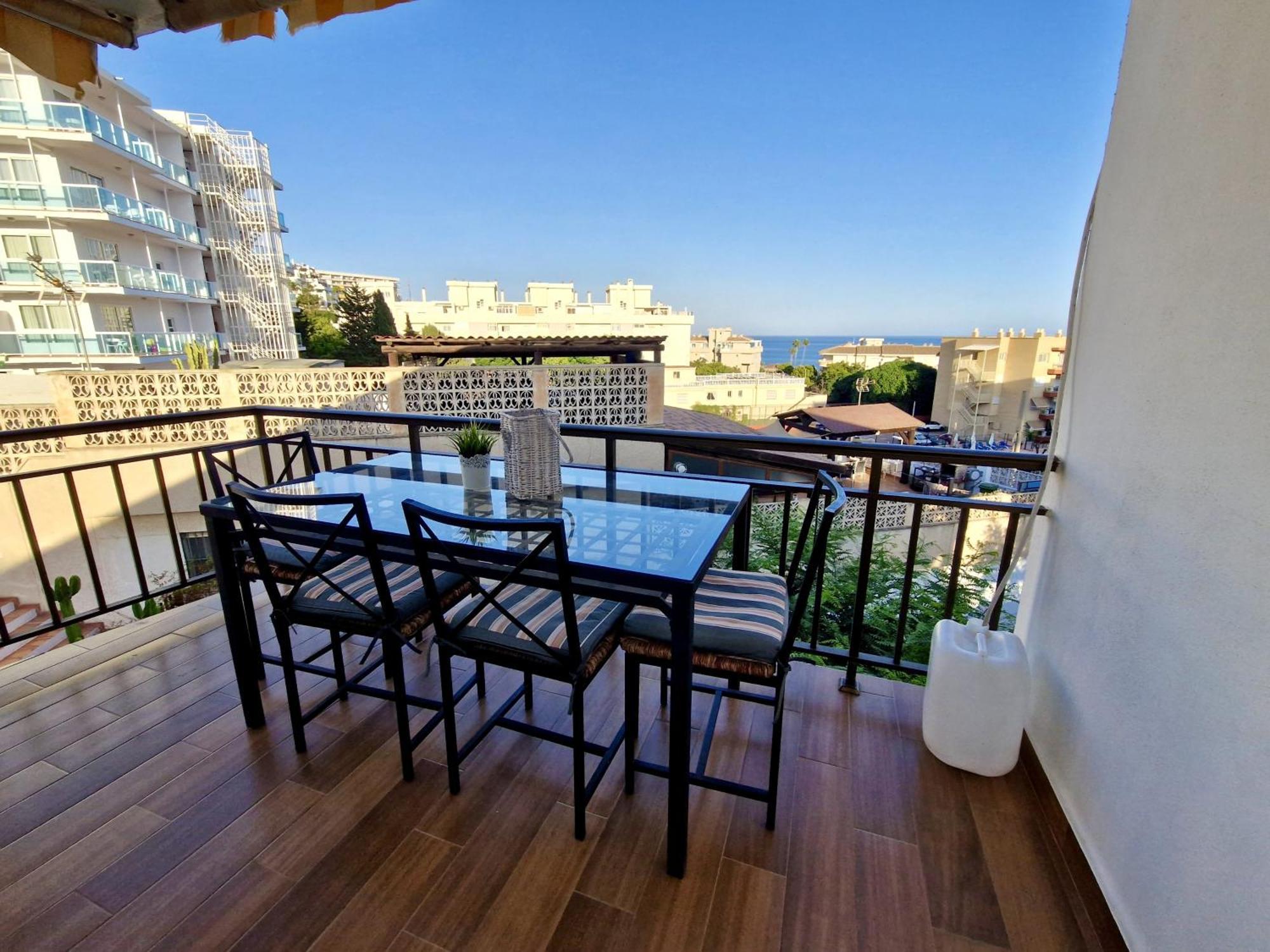 Sr Mediterraneo Playa De La Carihuela Torremolinos Exterior photo